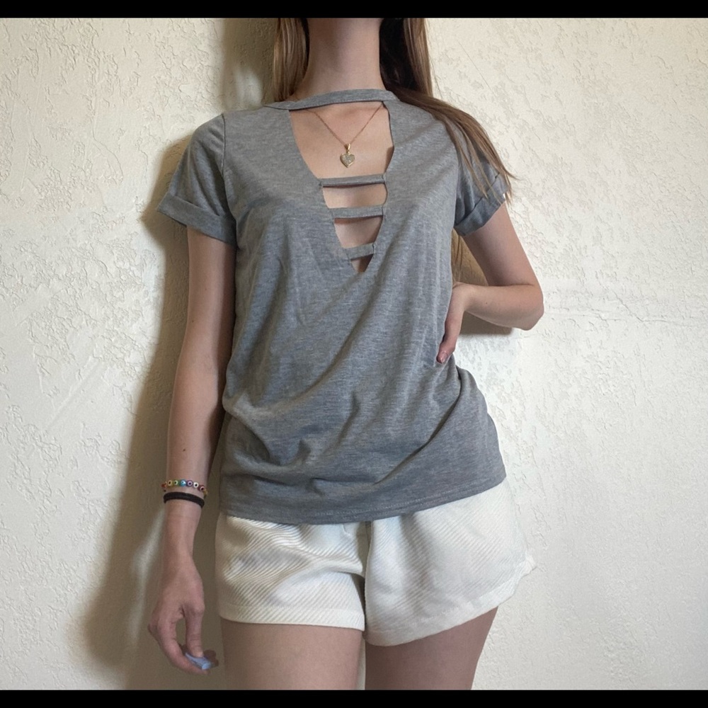 Grey v neck tee
